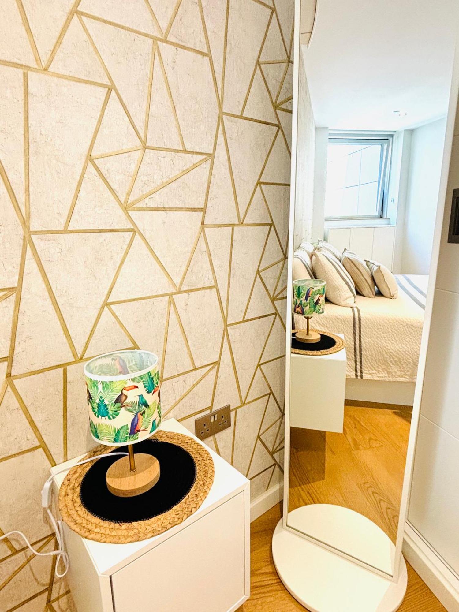 Ocean Village High Floor Luxury Modern Apartment Гибралтар Екстериор снимка